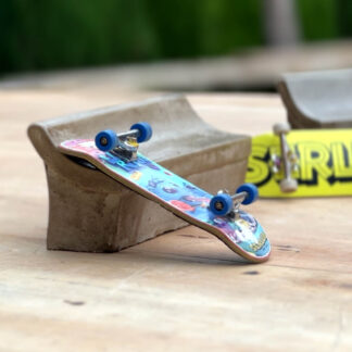 banco cEMENTO FINGERBOARD